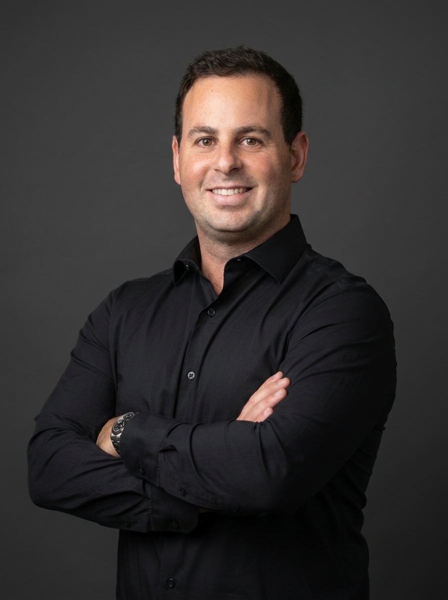 Enzo Farrar, Listing Specialist · Licensed SC Agent · #126516